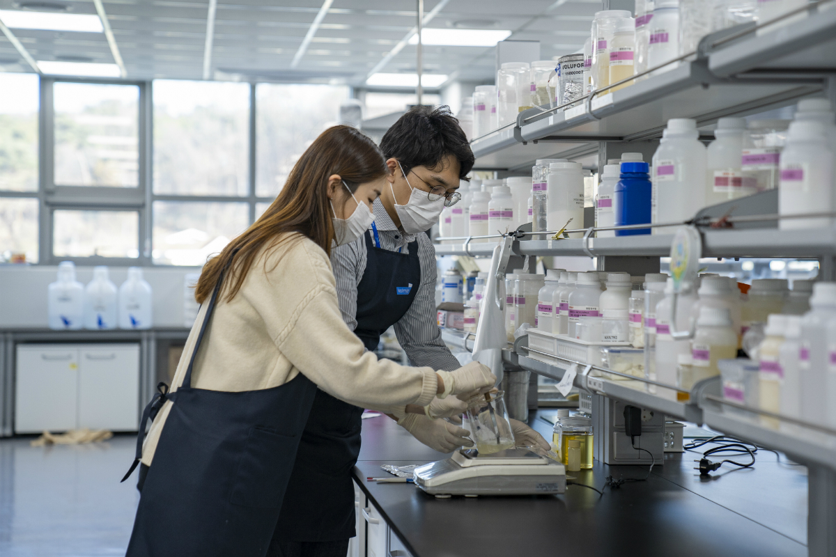 한국콜마, 마이크로바이옴 사업 키운다 < 제약 < 제약 의료기기 < 기사본문 - 헬스중앙