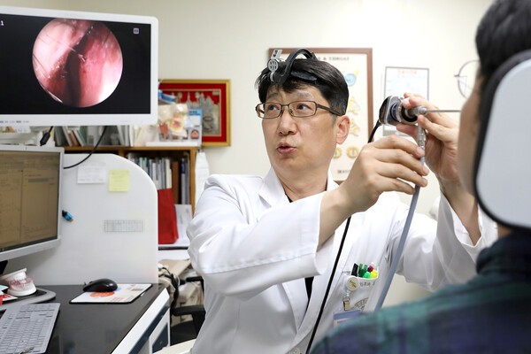 일산백병원 이비인후과 최익수 교수가 특발성 후비루를 하나의 독립적인 임상 질환으로 인식하고, 효과적인 치료 전략 수립의 필요성을 제시했다. 