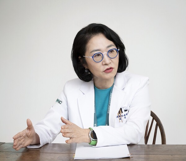 정성애 교수는 임신 전 관해 상태를 충분히 유지할 것과 임신 중 약을 임의로 끊지 말 것, 수유도 대부분 가능하다는 점을 당부했다.  