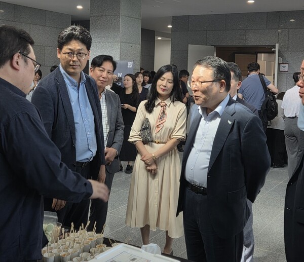 인류의 미래, 식물기반푸드에서 해법 찾는다 - 뉴스 썸네일 이미지