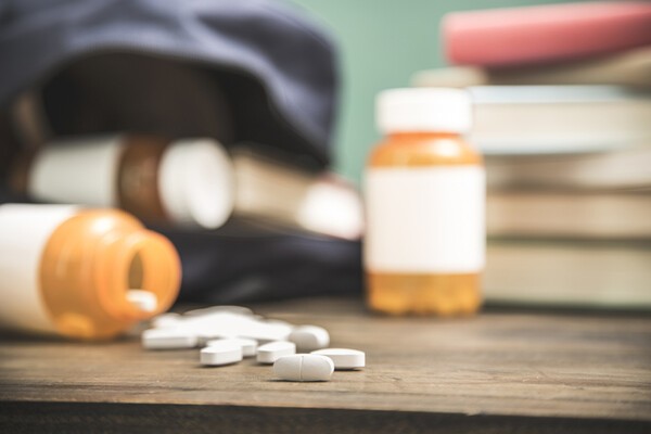 "성적 올리고, 살 빼려고"...청소년 의료용 약물 '왜곡 소비' 어느 정도? - 뉴스 썸네일 이미지